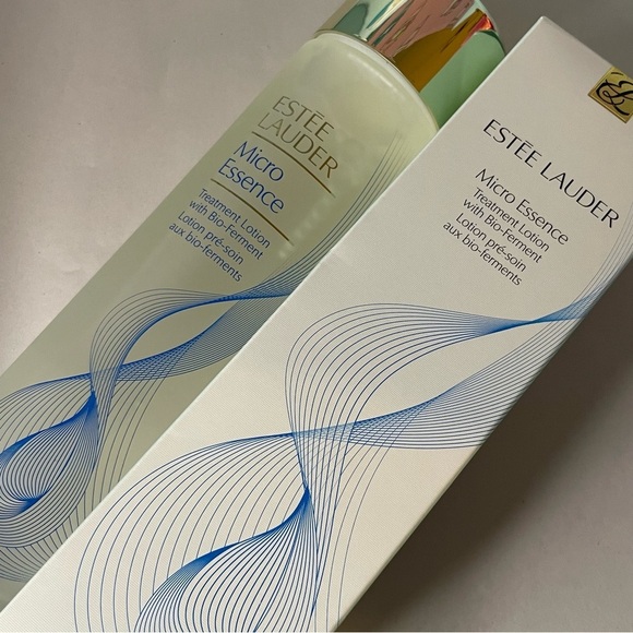 *NEW* Estee Lauder Micro Essence Treatment Lotion | Anti-Aging & Hydrating - Picture 2 of 6
